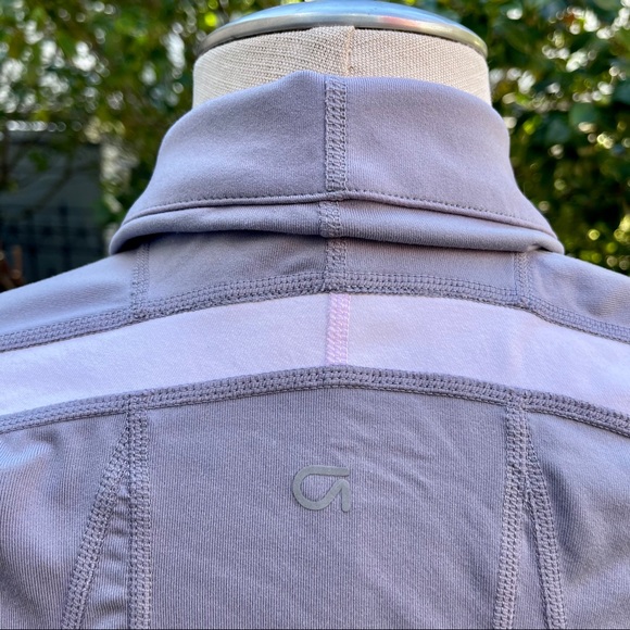 *SOLD* Gapfit Power Jacket Sunny Grey - Picture 4 of 13